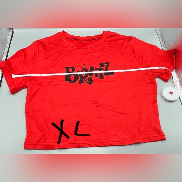 Bratz Crop Top - Picture 10 of 10